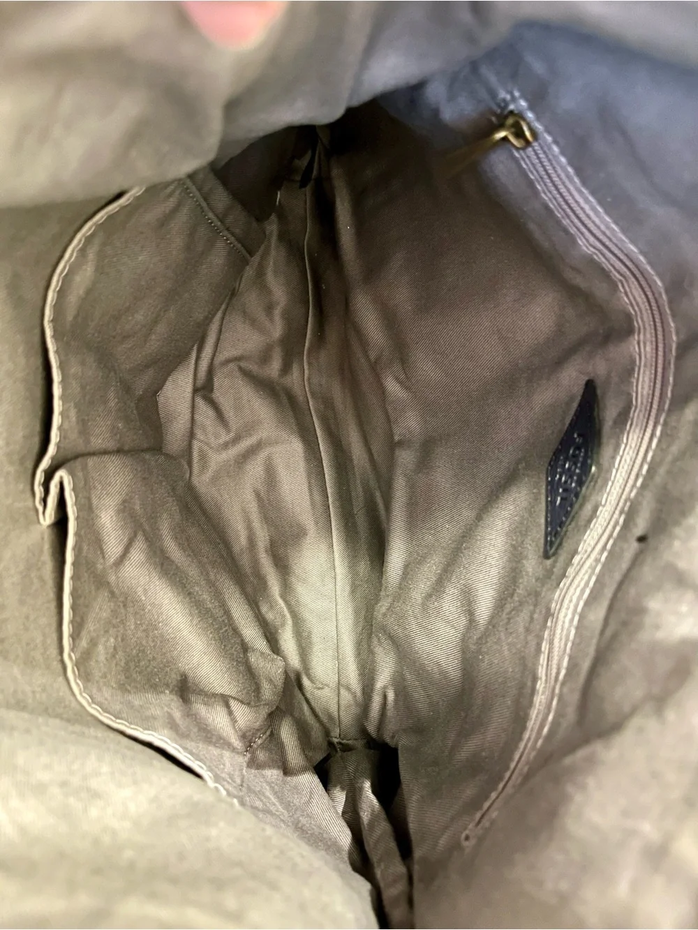 Fossil Amelia Hobo Crossbody Shoulder Bag